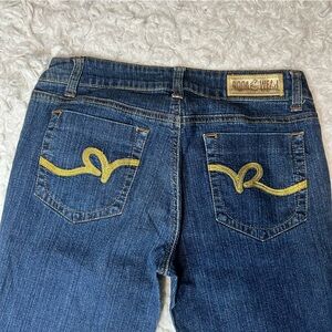Vintage Y2K Rocawear Capris